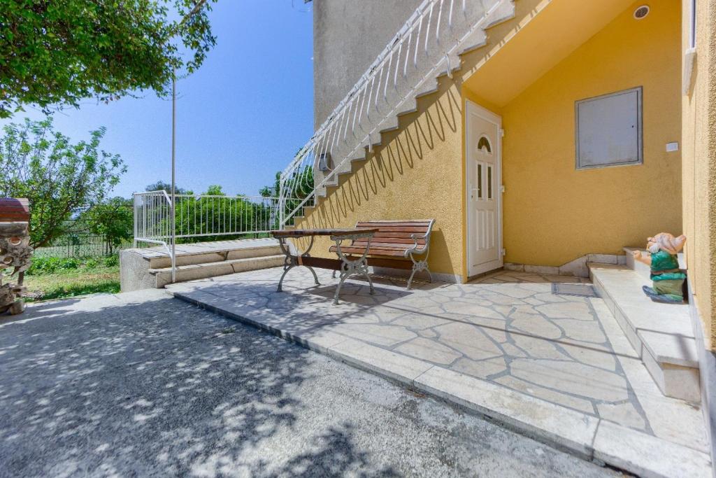 Balkón nebo terasa v ubytování Castle Bay Apartment