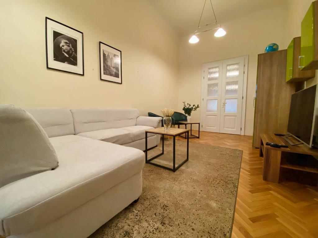 Luxury Vincents Apartments Kosice - Appartement Met Drie Slaapkamers