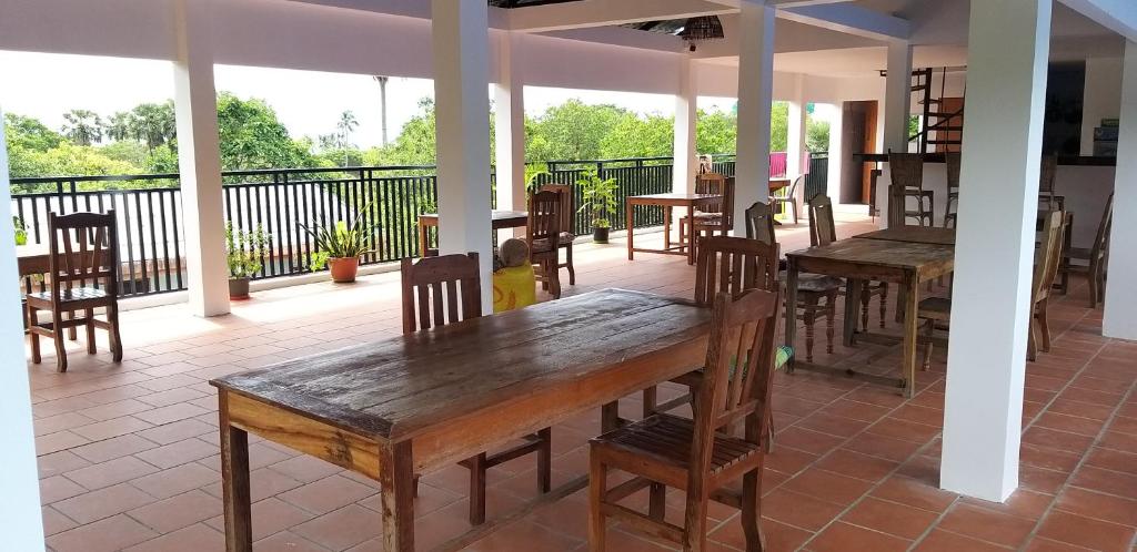 Balkón nebo terasa v ubytování Khmer House Guesthouse