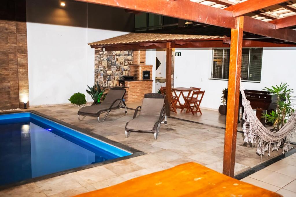  Linda casa de alto padrao com Wi-Fi e lazer em MG