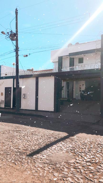  Linda casa de alto padrao com Wi-Fi e lazer em MG