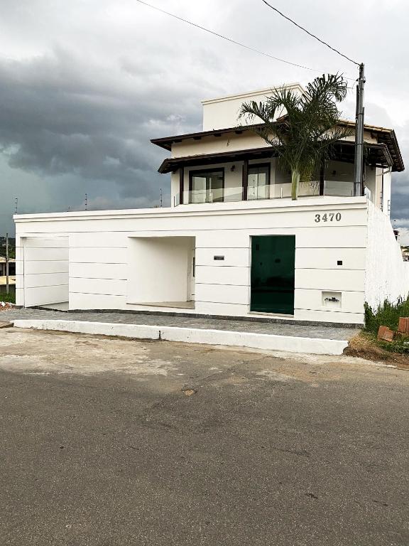 Casa de alto luxo com piscina churrasq e jacuzzi