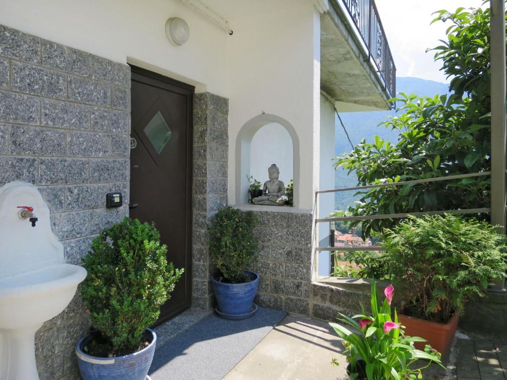 Vonkajšia záhrada v ubytovaní Apartment Bellavista by Interhome