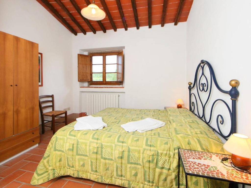 Posteľ alebo postele v izbe v ubytovaní Holiday Home Lo Scoiattolo n- 10 by Interhome