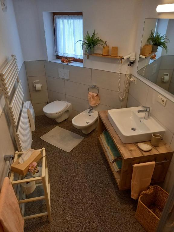 Kúpeľňa v ubytovaní Ferienwohnungen am Lärchenweg