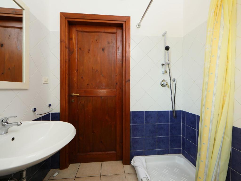 Łazienka w obiekcie Apartment Limette 2 by Interhome