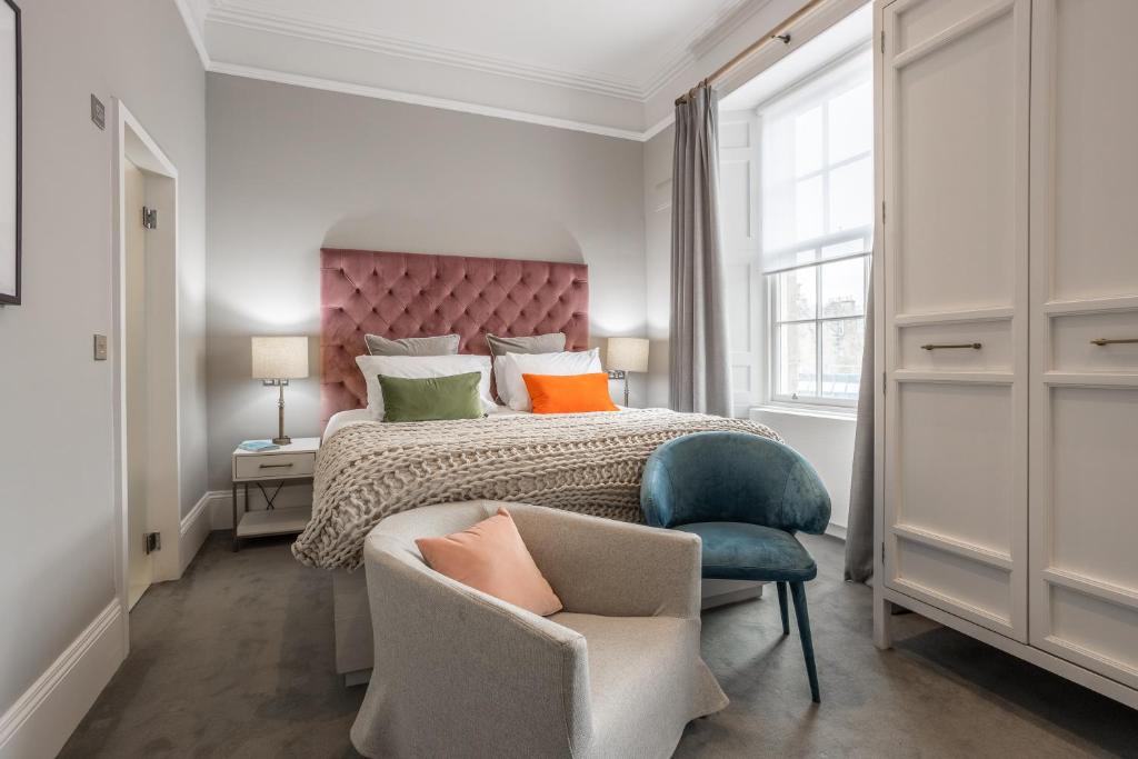 No1 Apartments & Bedrooms St Andrews - St Mary's - West Park House 1 Dormitorio Suite Con Espacio De Vida