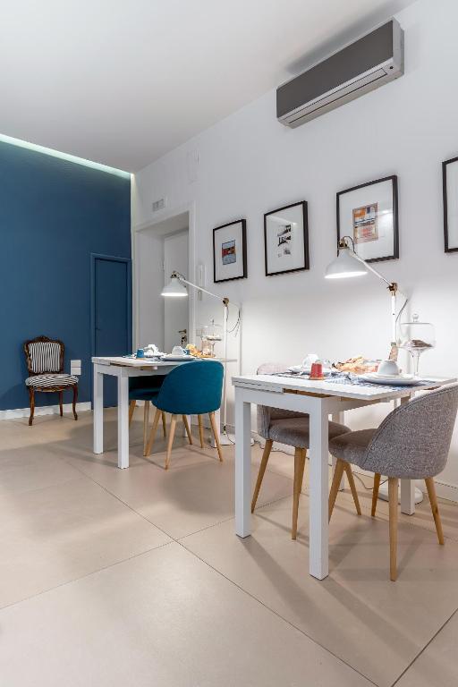 PETIT B&B - in centro a due passi dalla stazione e dai traghetti - 7