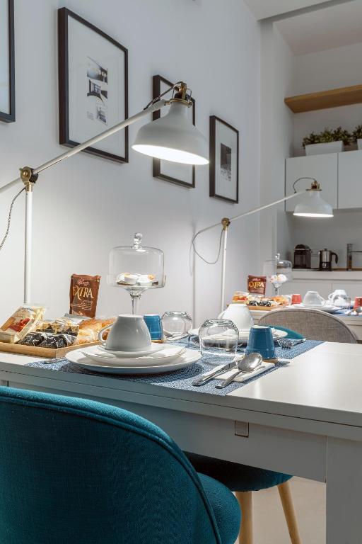 PETIT B&B - in centro a due passi dalla stazione e dai traghetti - 17