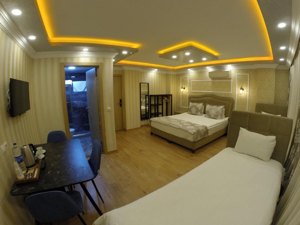 Meydan Suites - Standard Triple Room