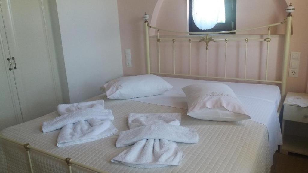 Posteľ alebo postele v izbe v ubytovaní Kritamos Villa & Apartments