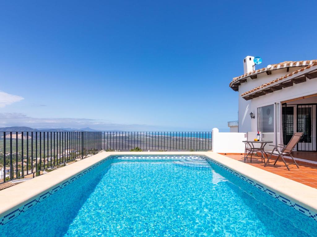 Bazén v ubytovaní Holiday Home Villa Jana by Interhome alebo v jeho blízkosti