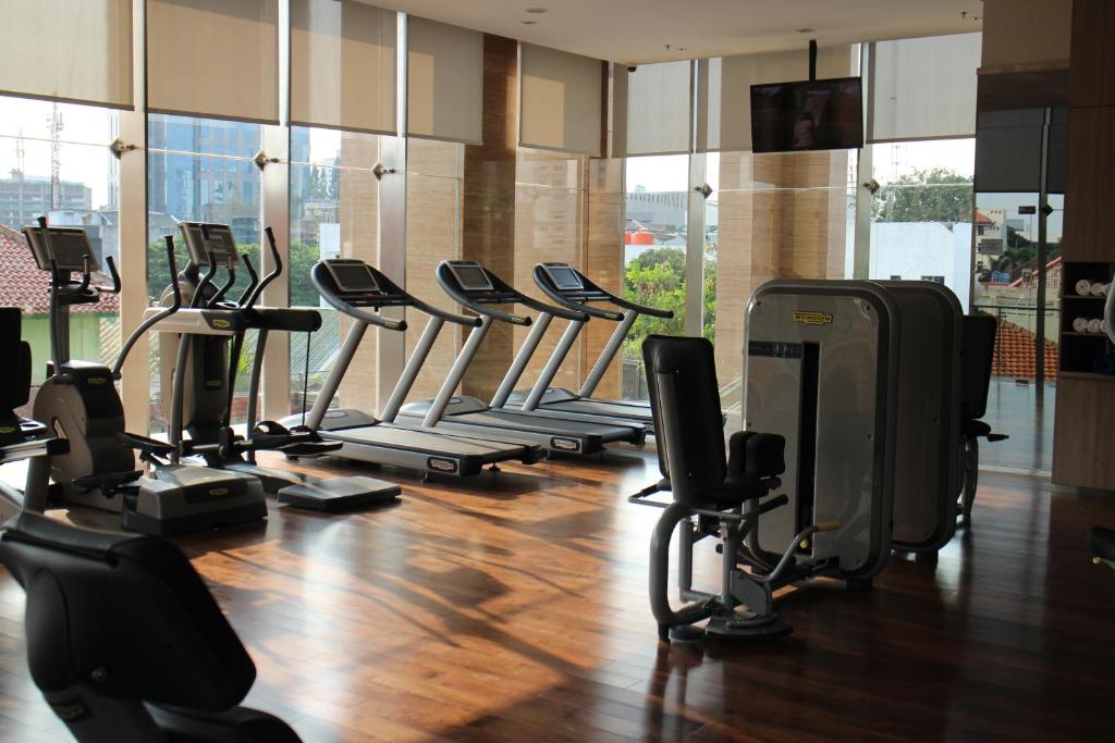 Fitness centrum a/nebo fitness zařízení v ubytování Fraser Residence Menteng Jakarta