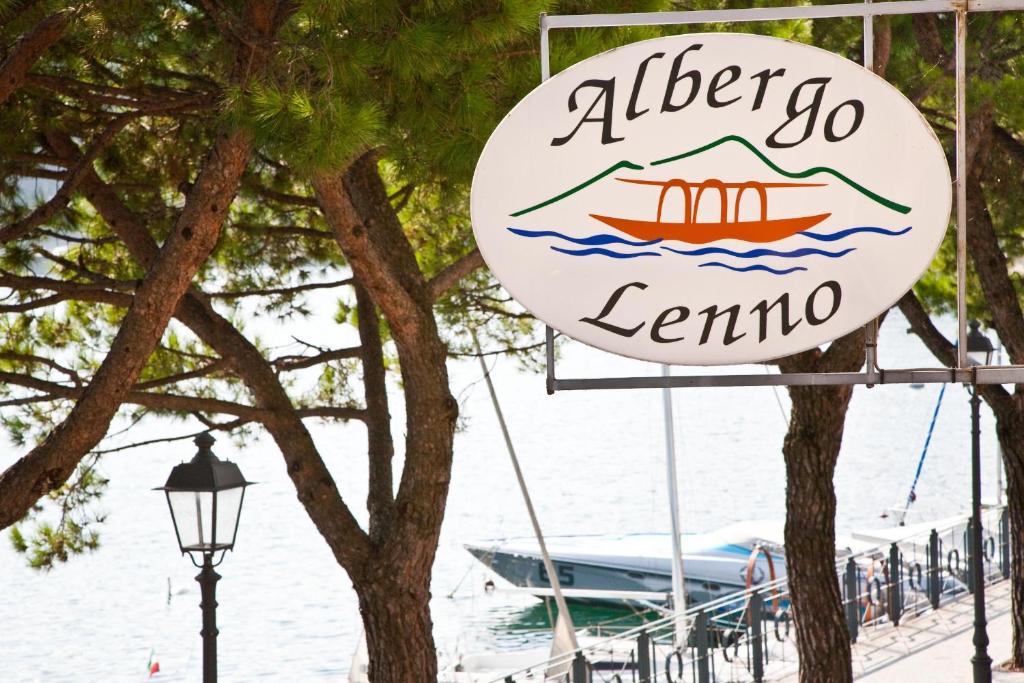 Certifikát, ocenenie alebo iný dokument vystavený v ubytovaní Hotel Lenno