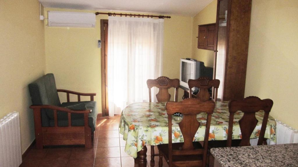 Apartaments la Fabrica - Appartement De Deux Chambres (3 Adultes)
