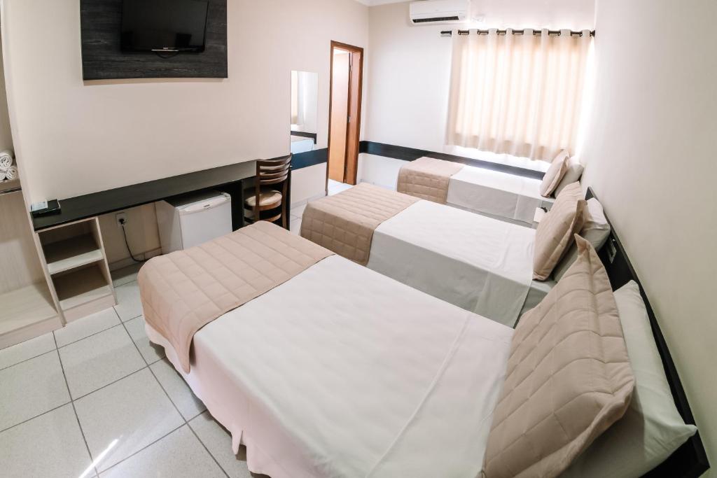  Ferian Plaza Hotel