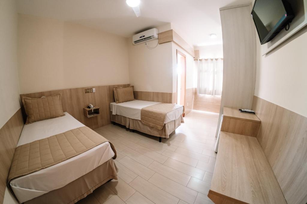  Ferian Plaza Hotel