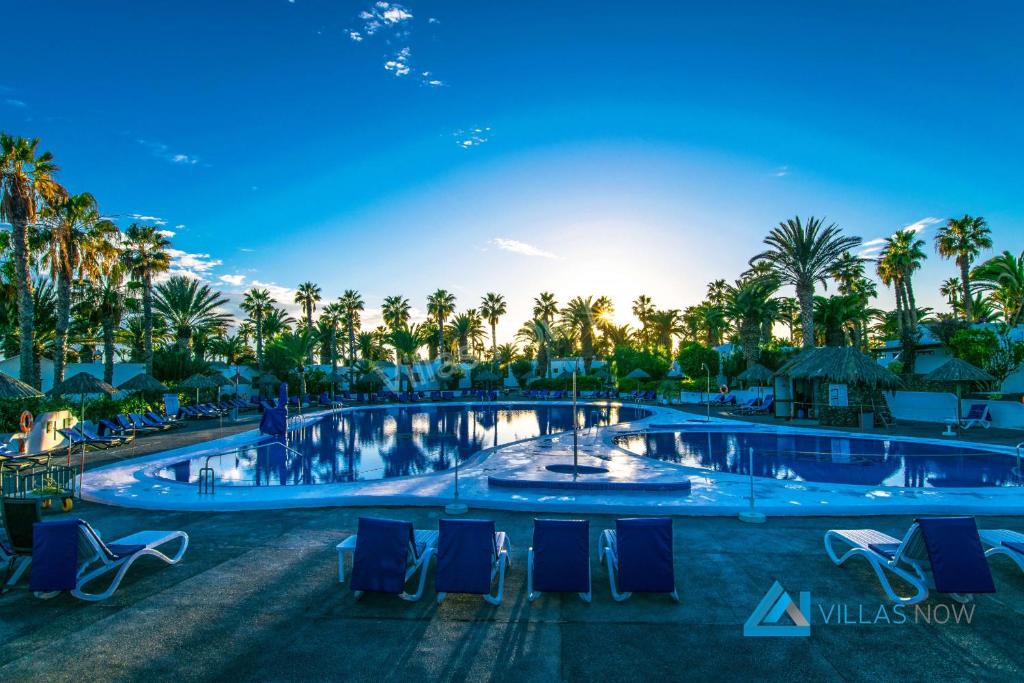 The swimming pool at or close to Las Brisas 112 - LH1033 By Villas Now Ltd