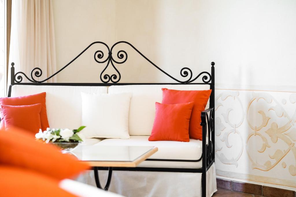 Posezení v ubytování LH Hotel Pozzo Sacro