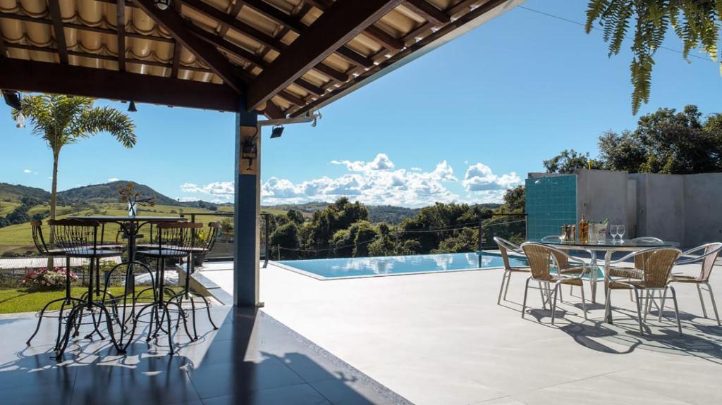  Chacara com piscina e Wi-Fi em Capitolio MG