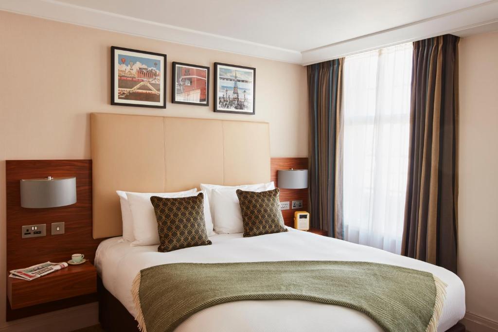 The Clermont London, Charing Cross photo