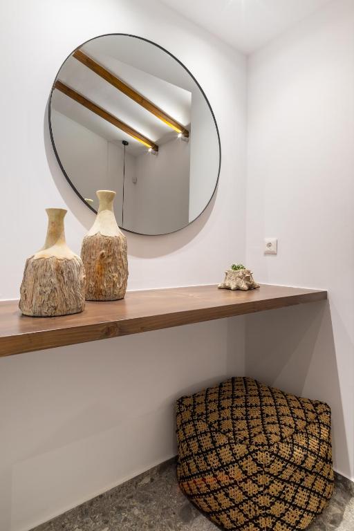 Fotografie z fotogalerie ubytování Wave, an Idyllic Seafront Suite v destinaci Kokkíni Khánion
