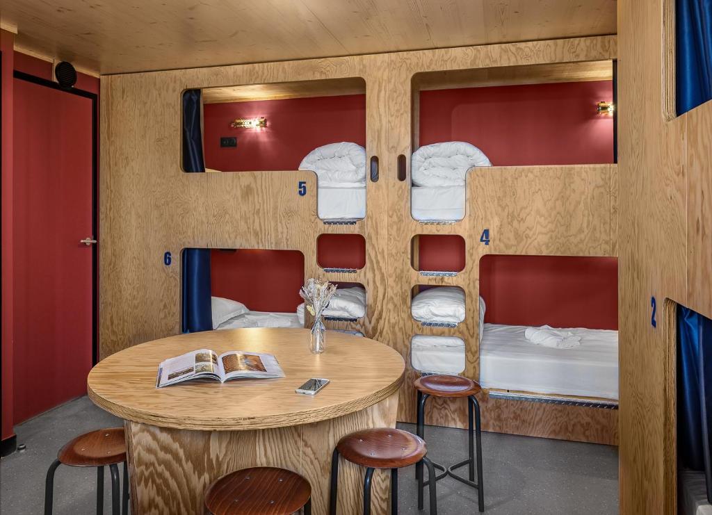 Eklo Hotels Paris Marne La Vallée - Eklo Bed In Dormitory For Women Only