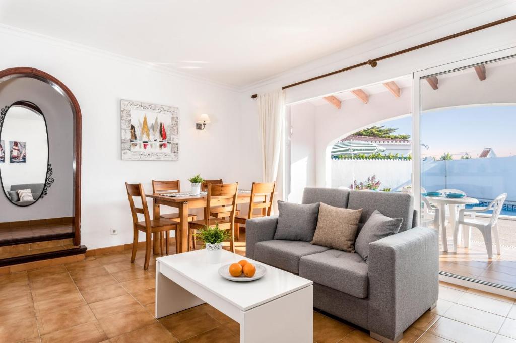 Posezení v ubytování Villa Limon by Villa Plus