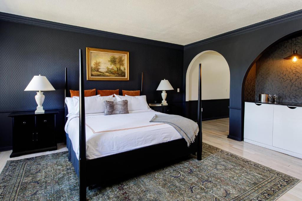 The Litchfield Inn - 