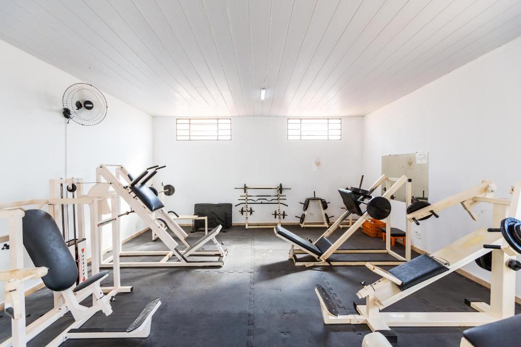 Fitness centrum a/nebo fitness zařízení v ubytování Hotel Londri Star