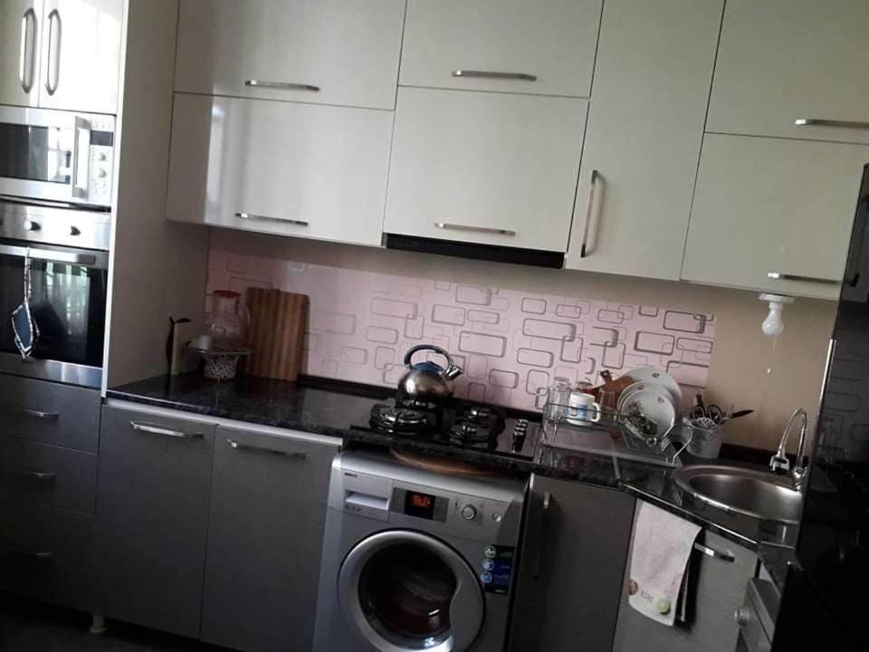 Kuchyň nebo kuchyňský kout v ubytování Guest House Kldiashvili