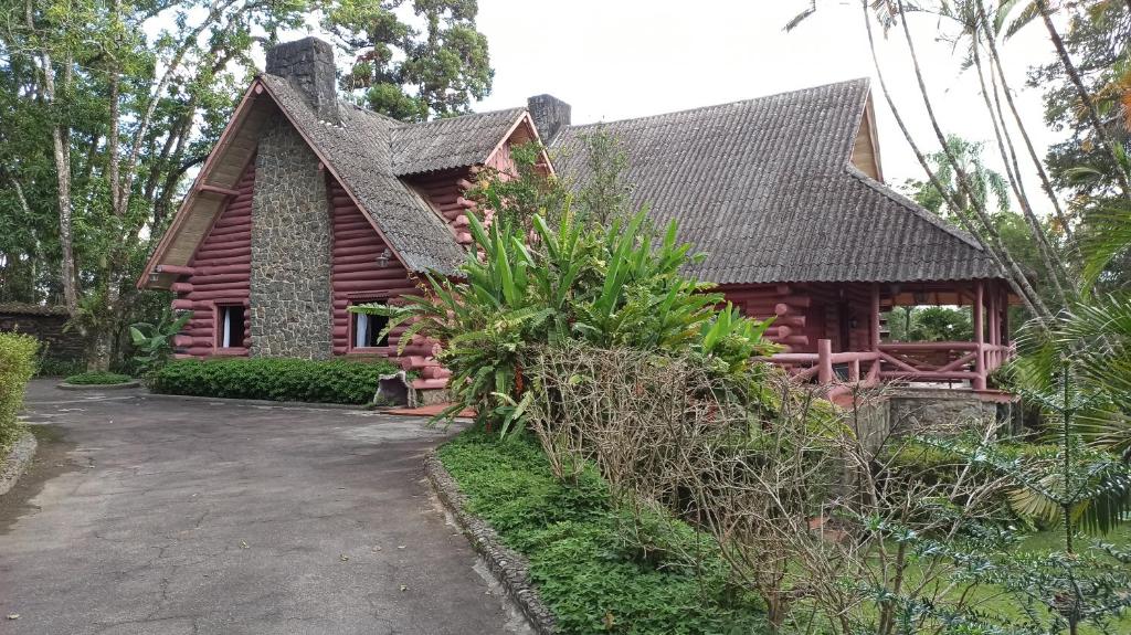  Casa estilo chalé suíço - Serra da Cantareira