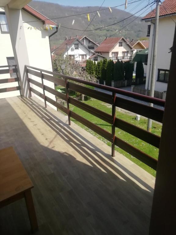 Nespecifikovaný výhled na hory nebo výhled na hory při pohledu z apartmánu