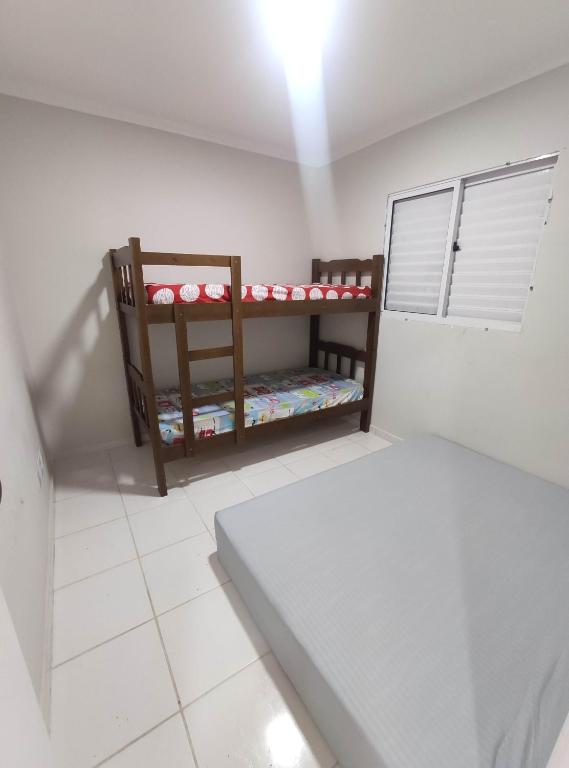  Apartamento Bertioga 300 metros da Praia