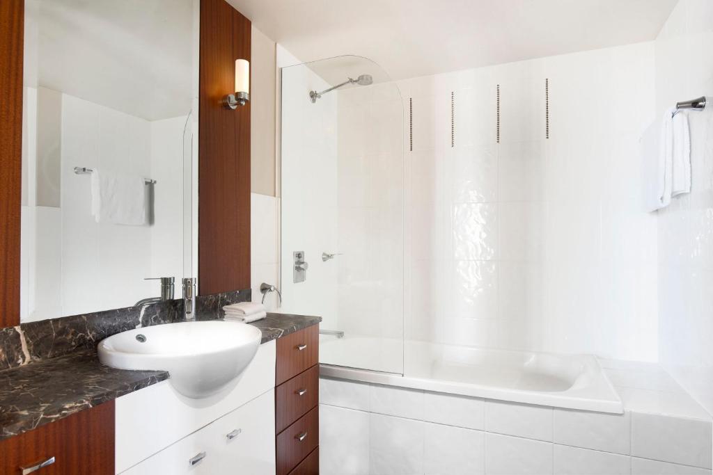 Mantra Towers of Chevron - Resim 26