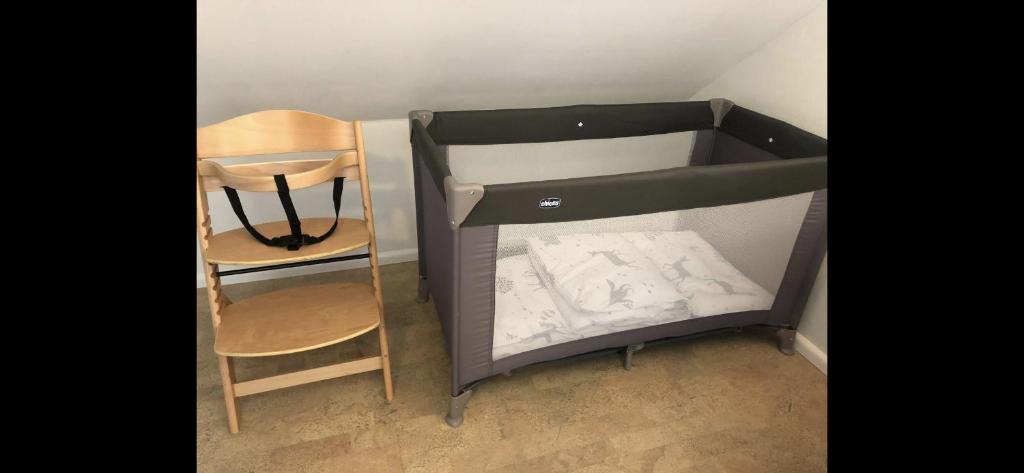 Postel nebo postele na pokoji v ubytování Luxuriöses Galerie-Penthouse direkt am Walensee