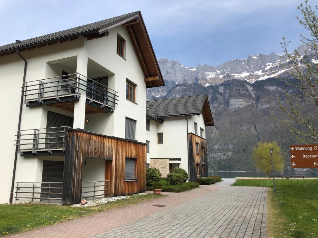 Nespecifikovaný výhled na hory nebo výhled na hory při pohledu z apartmánu