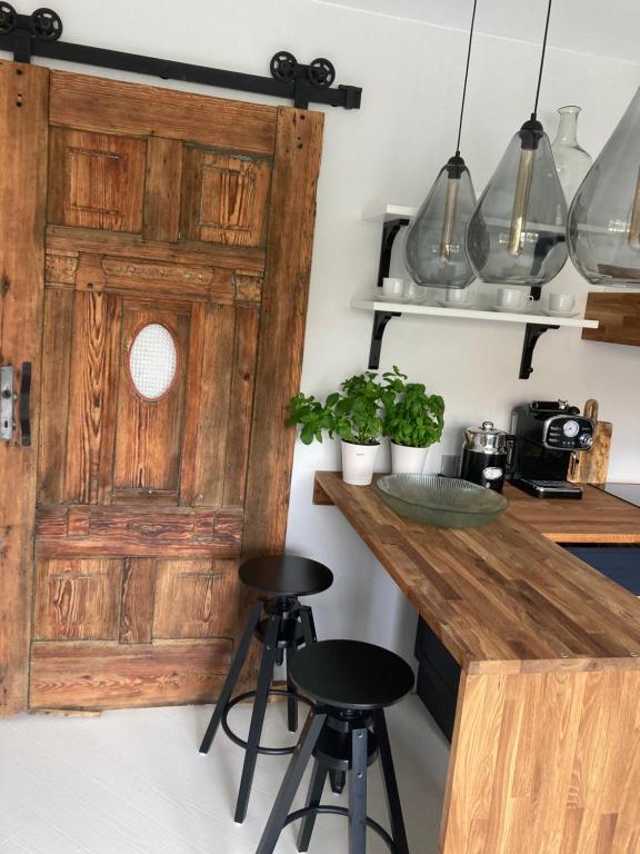 Kuchyňa alebo kuchynka v ubytovaní Apartament Komorowskiego