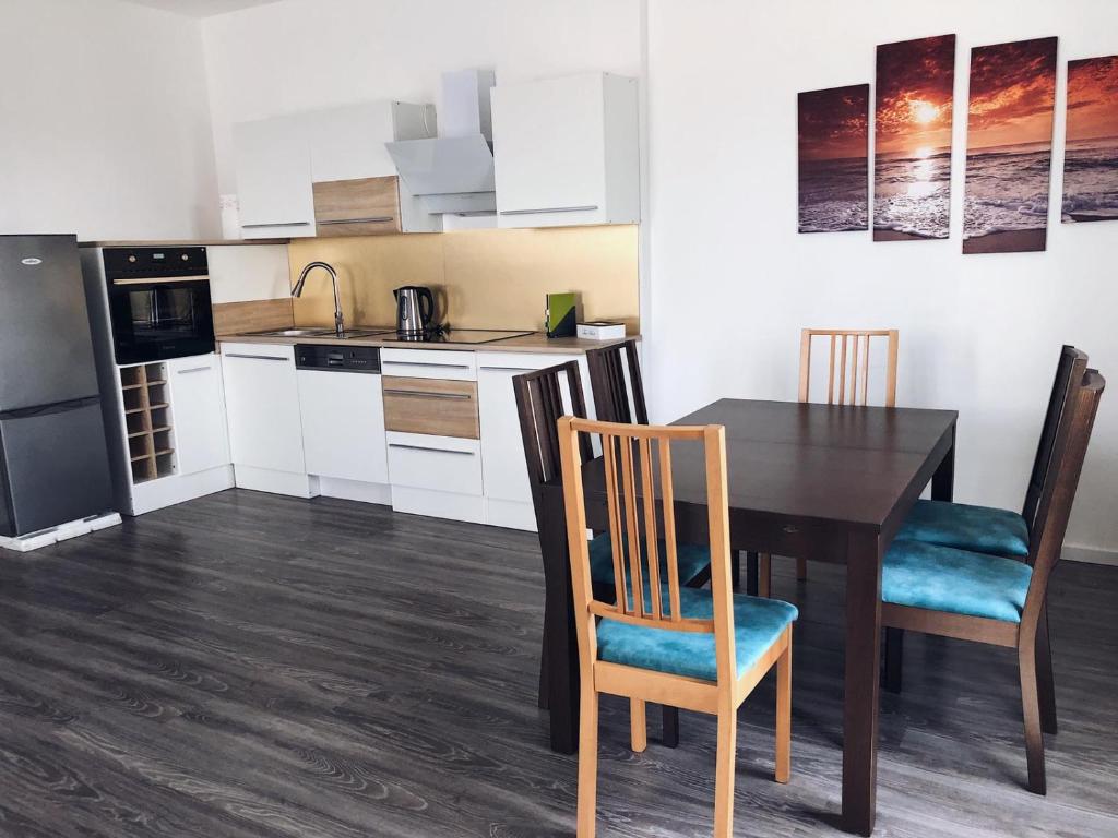 Kuchyň nebo kuchyňský kout v ubytování Apartment St. Pölten