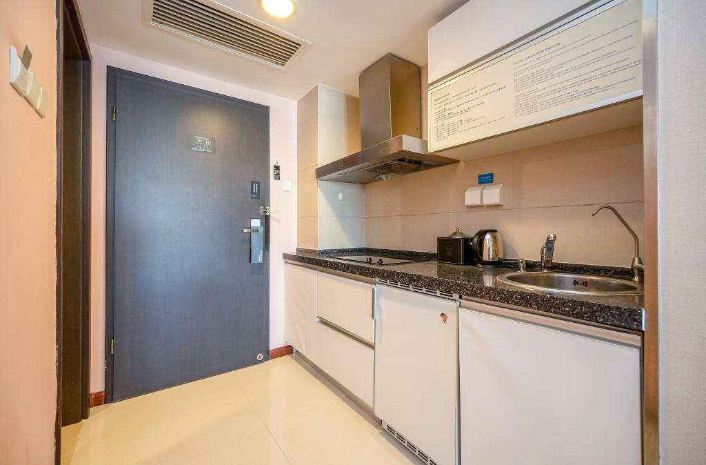 Qingdao Housing International Hotel - Twin Room With City View