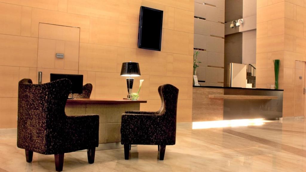 Posezení v ubytování ASTON Pluit Hotel & Residence