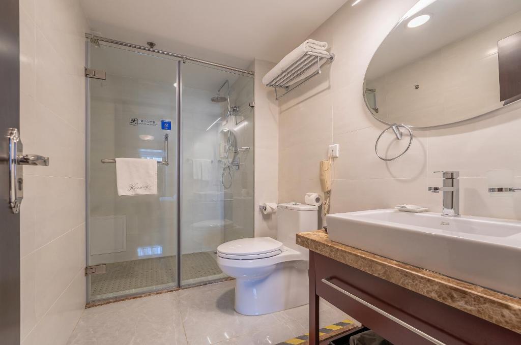 Qingdao Housing International Hotel - Family Suite (4 Adults)