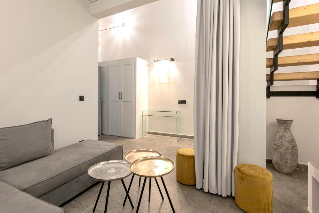 Posezení v ubytování Lindos Serenity Suites