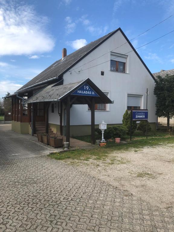 Budova, kde se penzion nachází