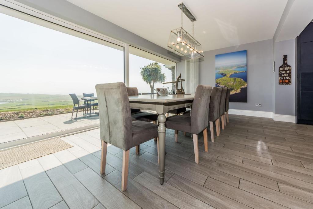 Ocean View,Kinsale, Exquisite holiday homes, sleeps 21