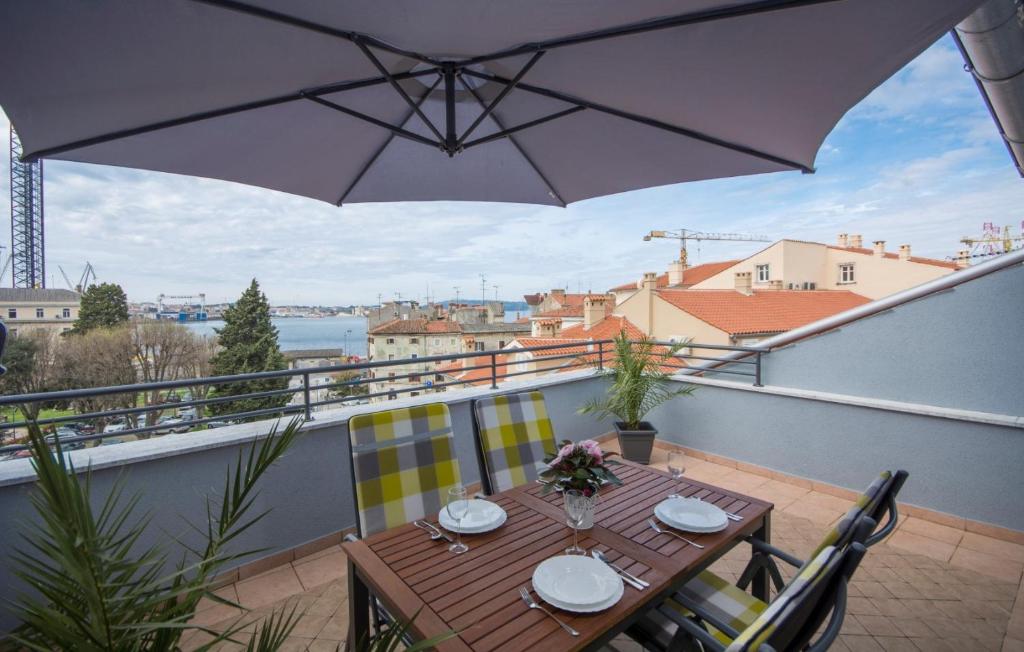 Balkón nebo terasa v ubytování City Centre Sea View Apartment