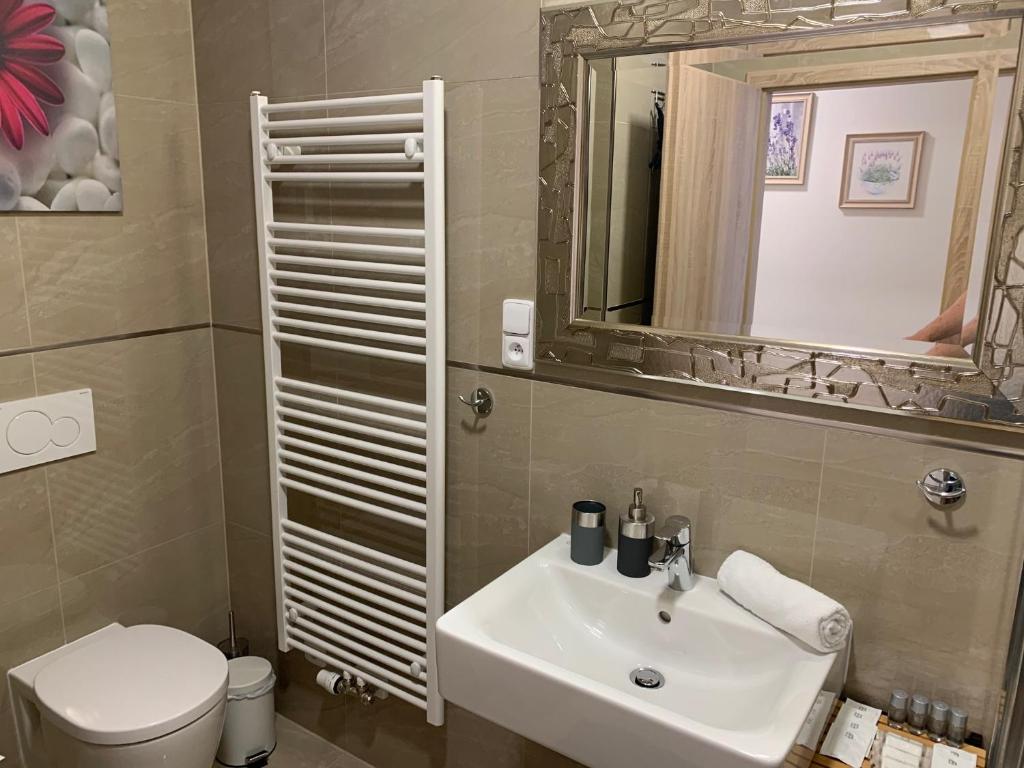 Koupelna v ubytování Apartment Rezidence - Javor & Wellness