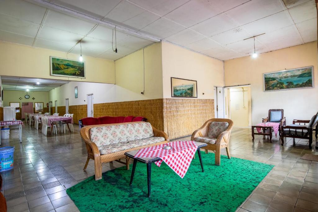 Posezení v ubytování Hotel Jogja Bukittinggi