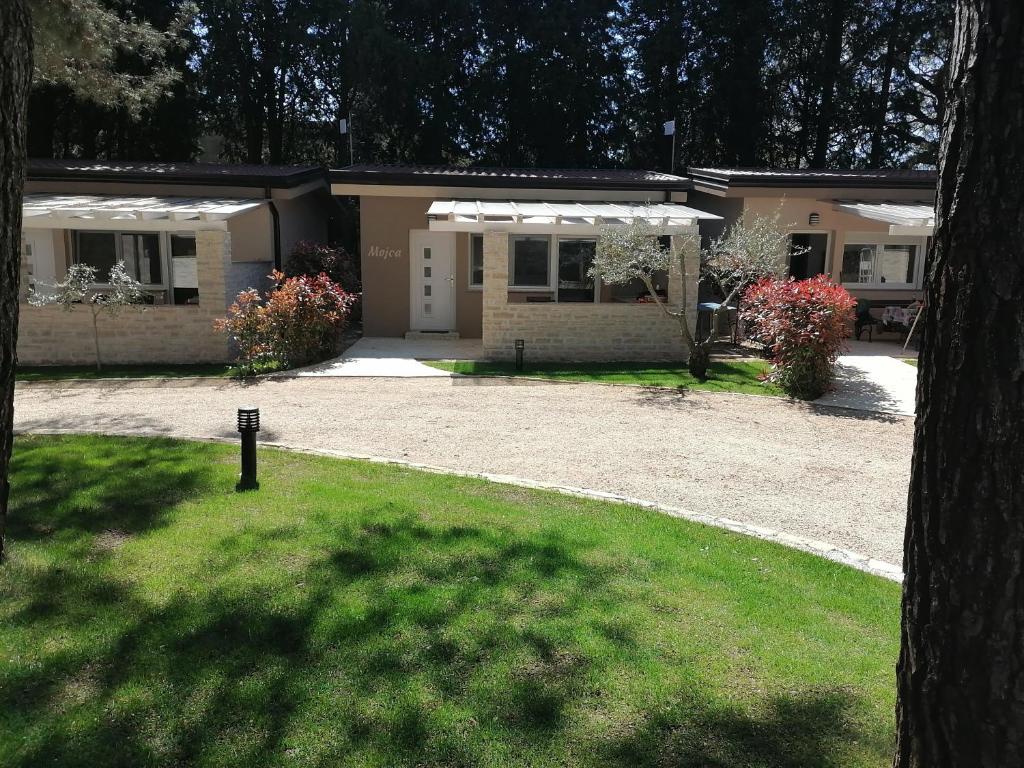 Ogród w obiekcie Holiday Park Mimoza