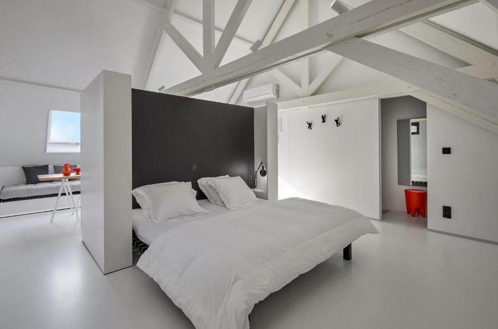 Postel nebo postele na pokoji v ubytování Bed and Breakfast Amma Erna